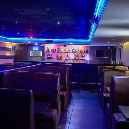 Oyo 14933 Rpr Residency Hotel Chennai Esterno foto