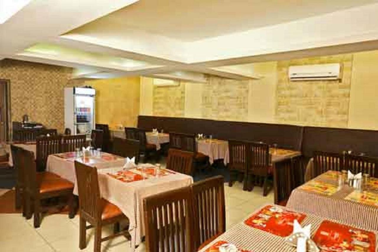 Oyo 14933 Rpr Residency Hotel Chennai Esterno foto