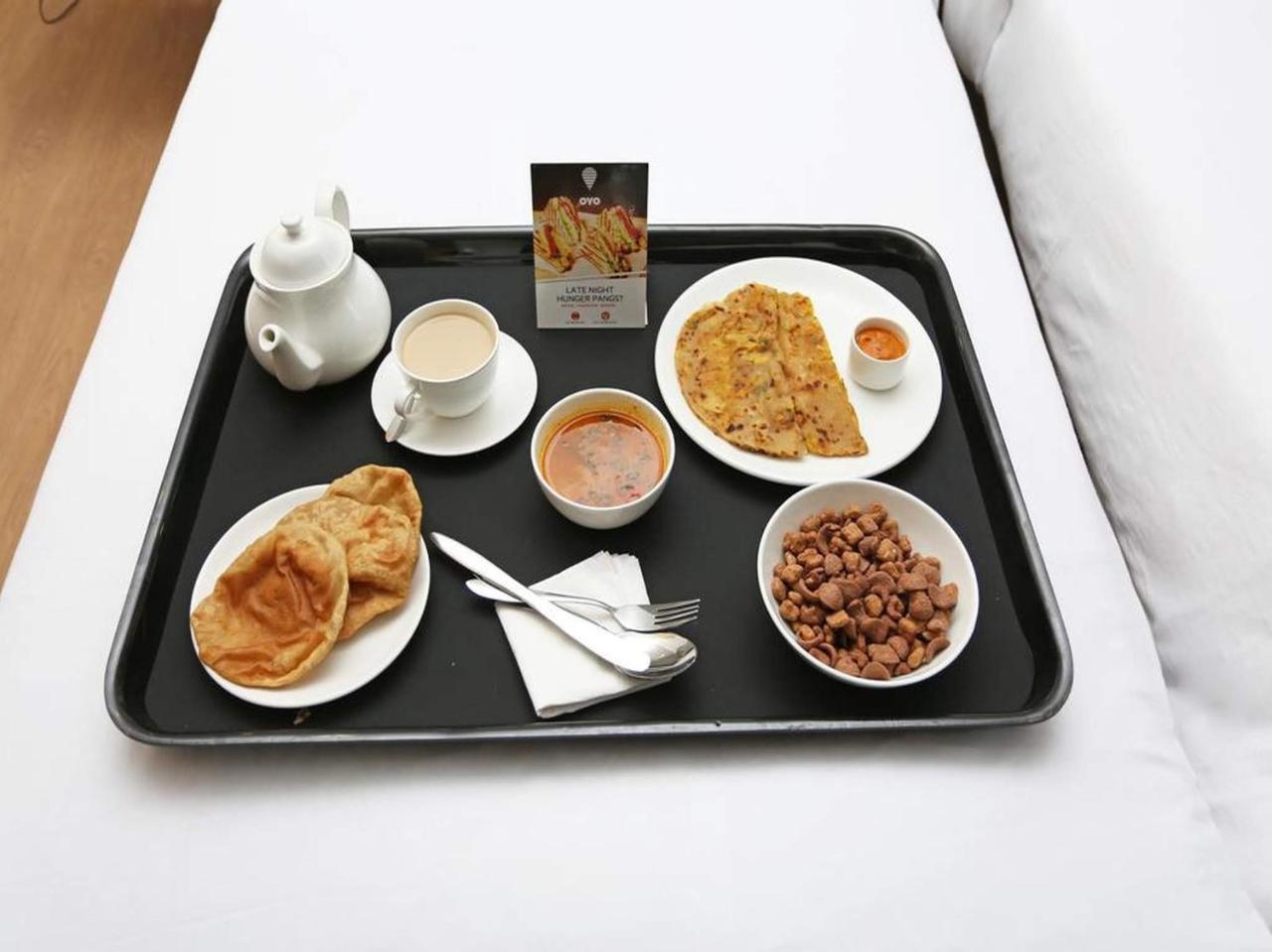 Oyo 14933 Rpr Residency Hotel Chennai Esterno foto