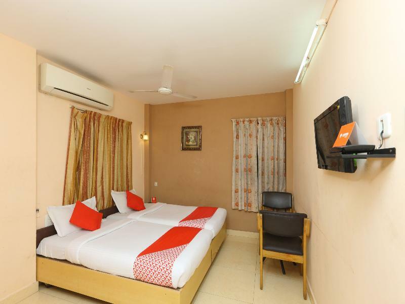 Oyo 14933 Rpr Residency Hotel Chennai Esterno foto