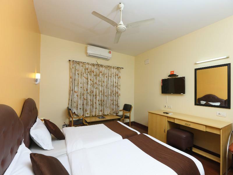 Oyo 14933 Rpr Residency Hotel Chennai Esterno foto