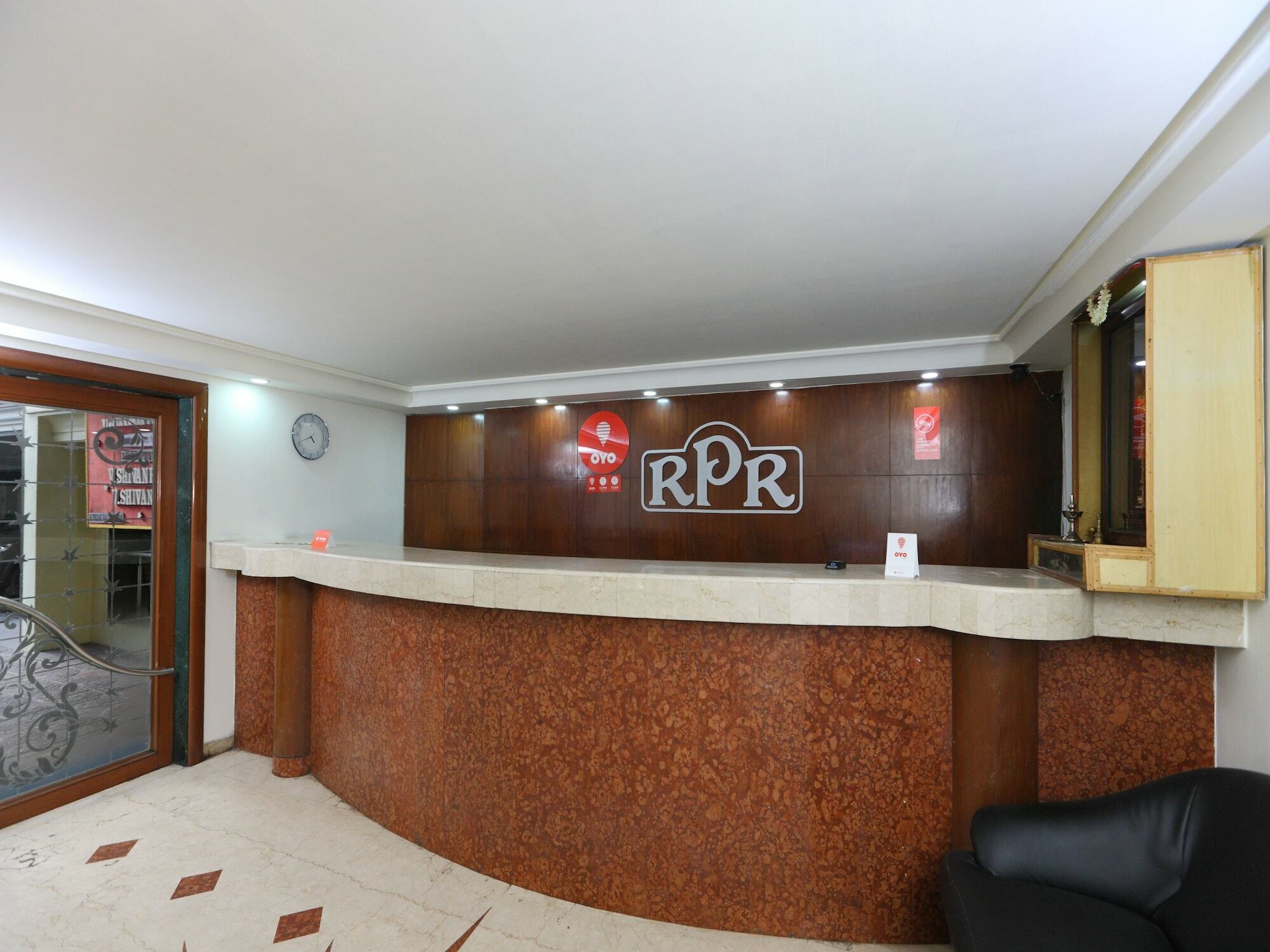 Oyo 14933 Rpr Residency Hotel Chennai Esterno foto